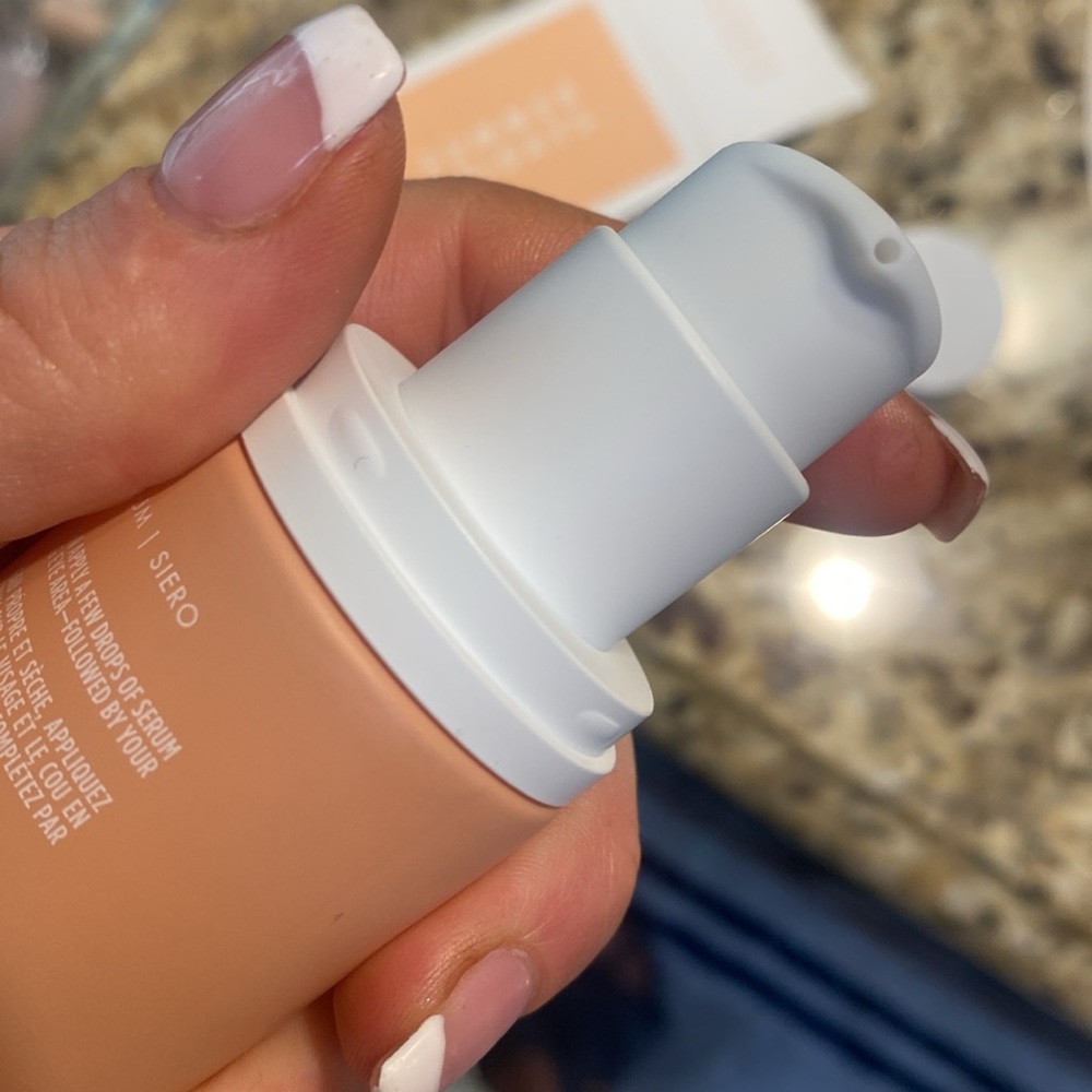 Summer Fridays CC me Serum - Picture 3 of 3